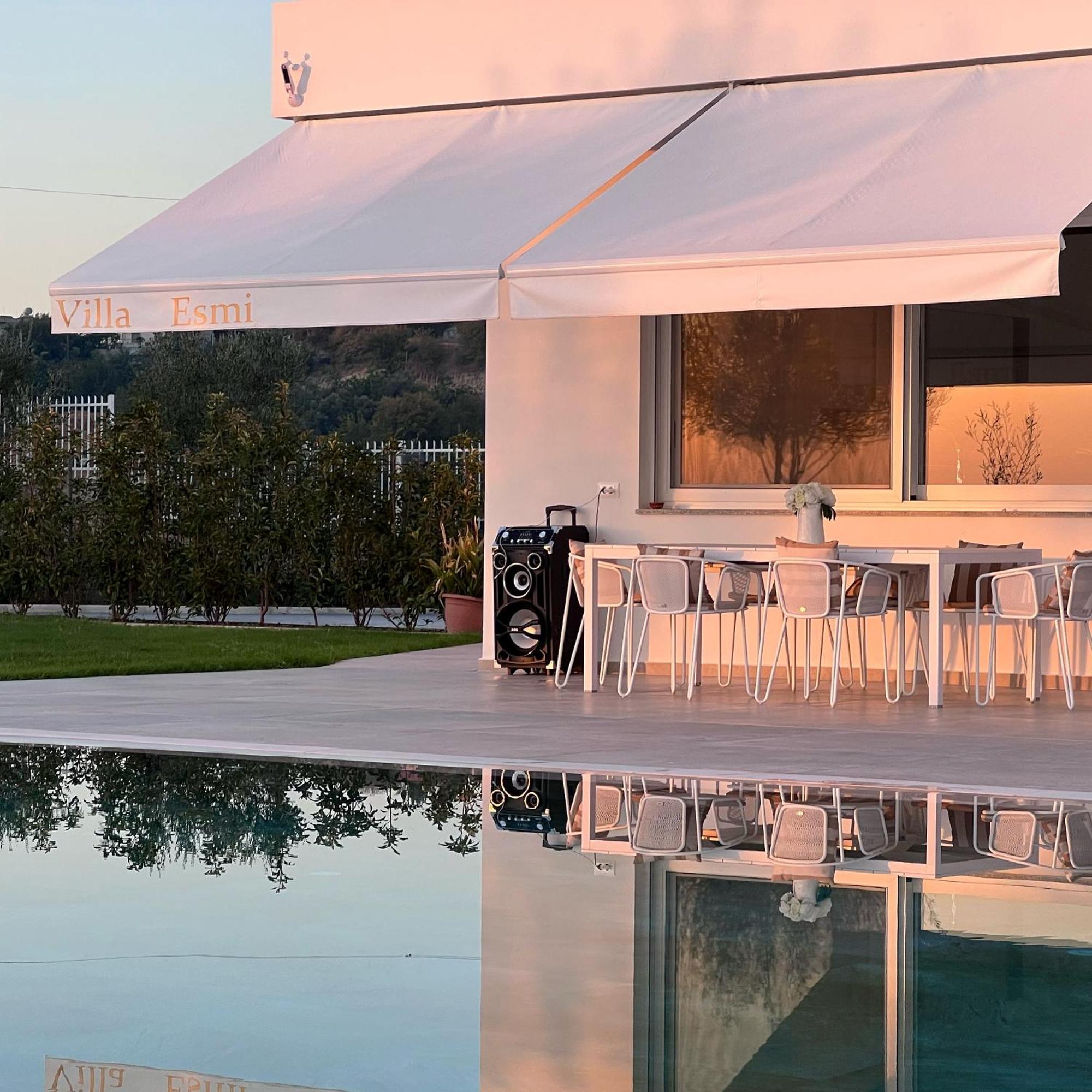 Villa Esmi Durres Kryemëdhej エクステリア 写真