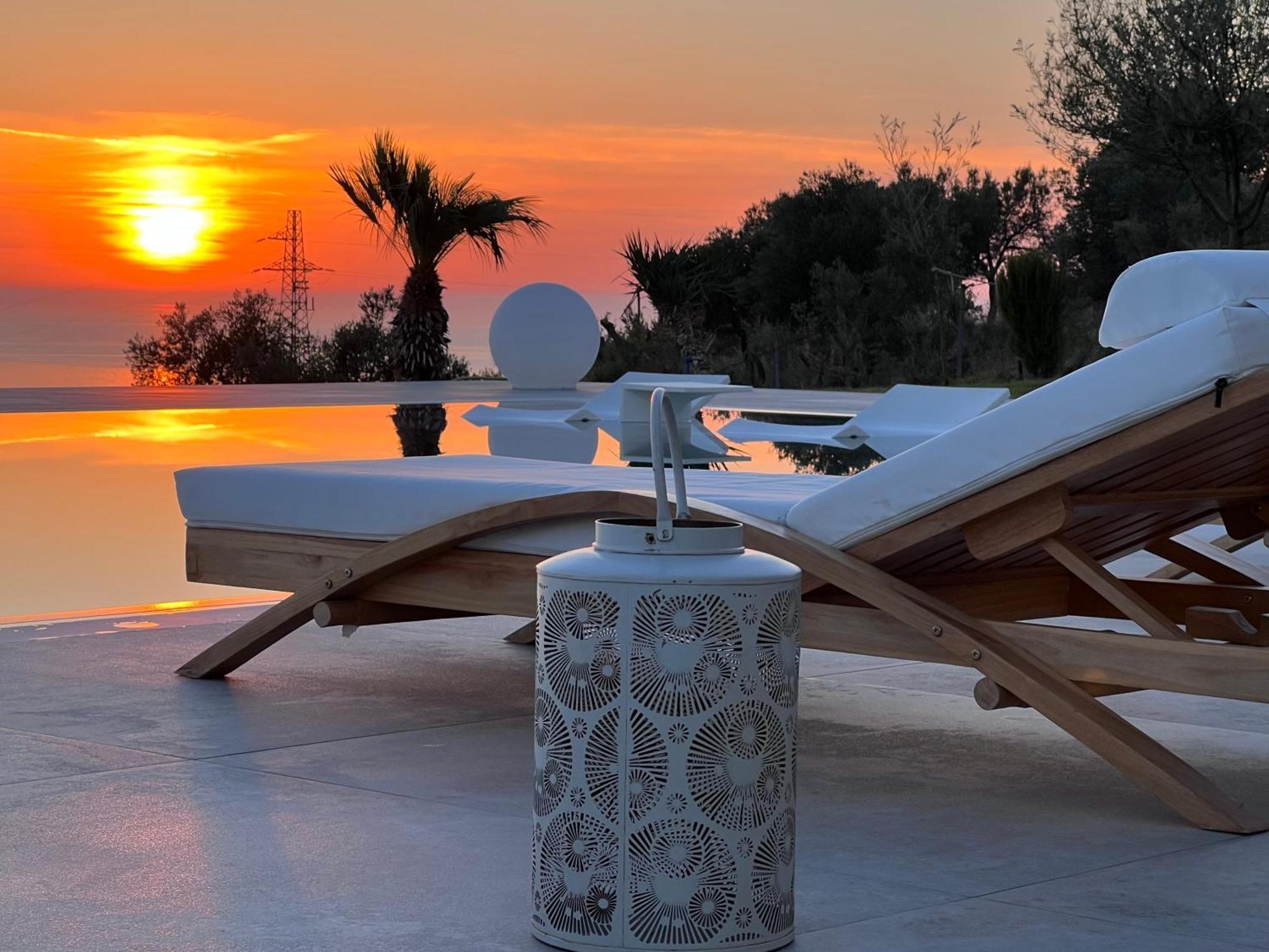 Villa Esmi Durres Kryemëdhej エクステリア 写真