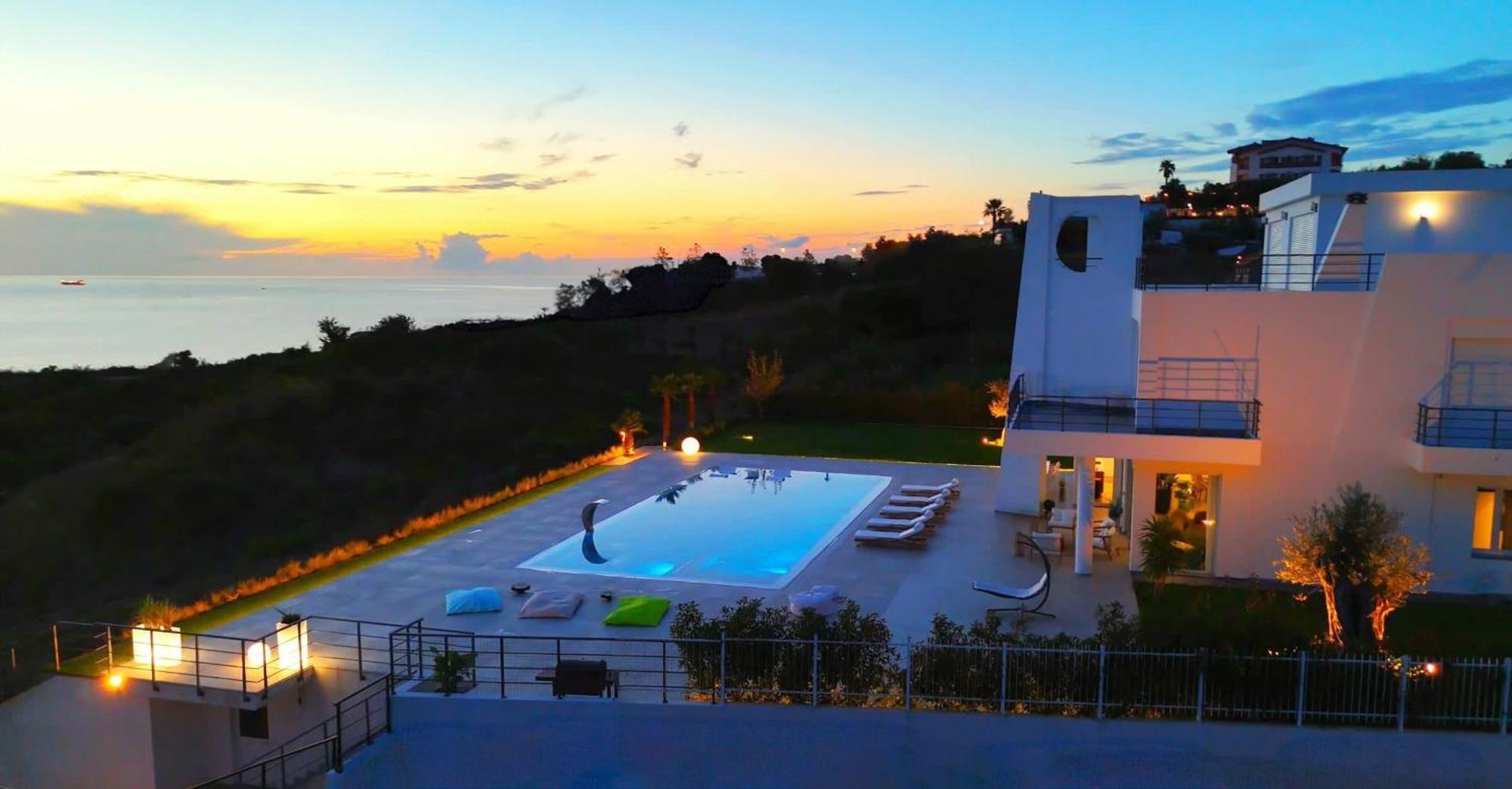 Villa Esmi Durres Kryemëdhej エクステリア 写真
