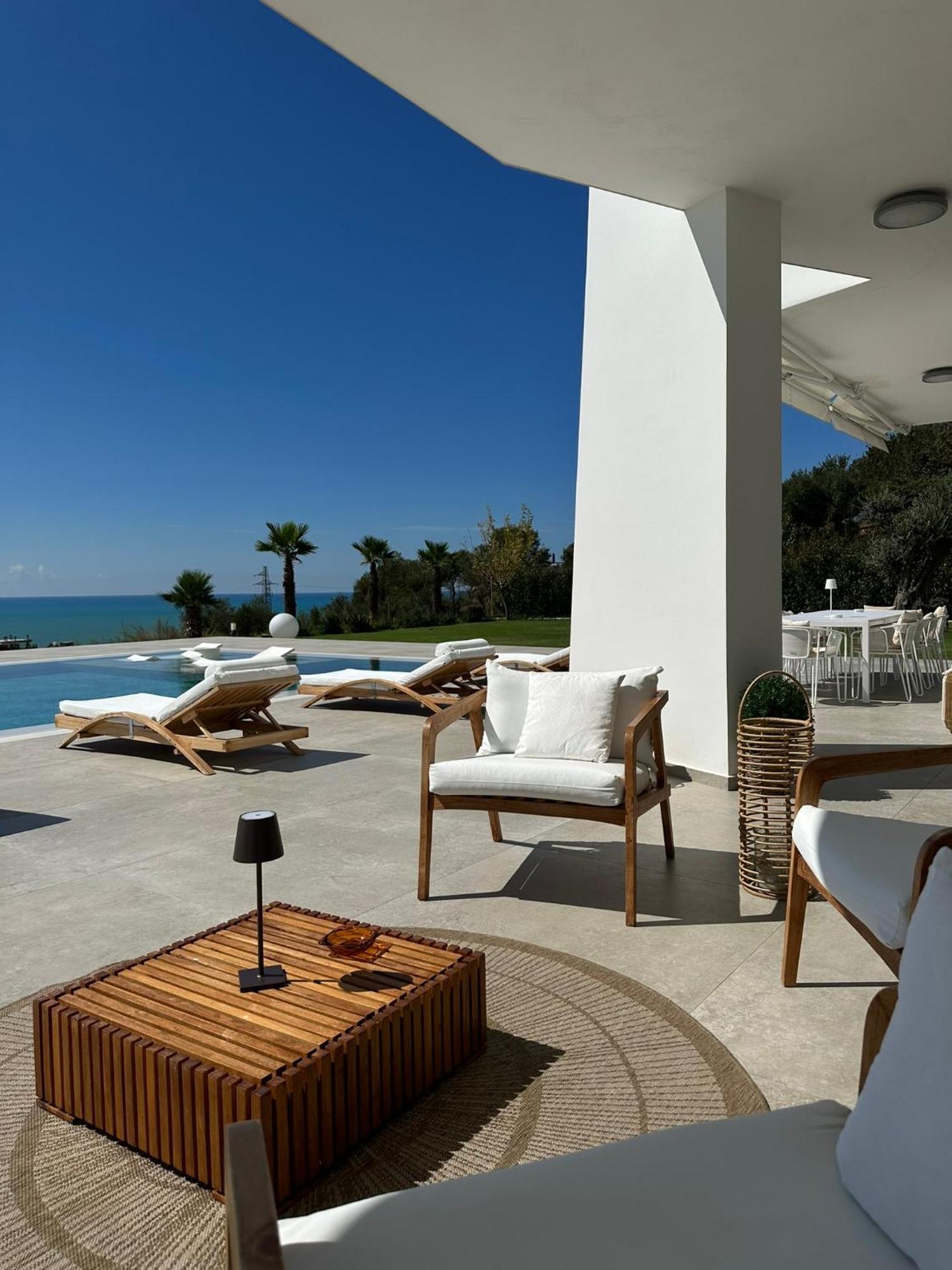 Villa Esmi Durres Kryemëdhej エクステリア 写真
