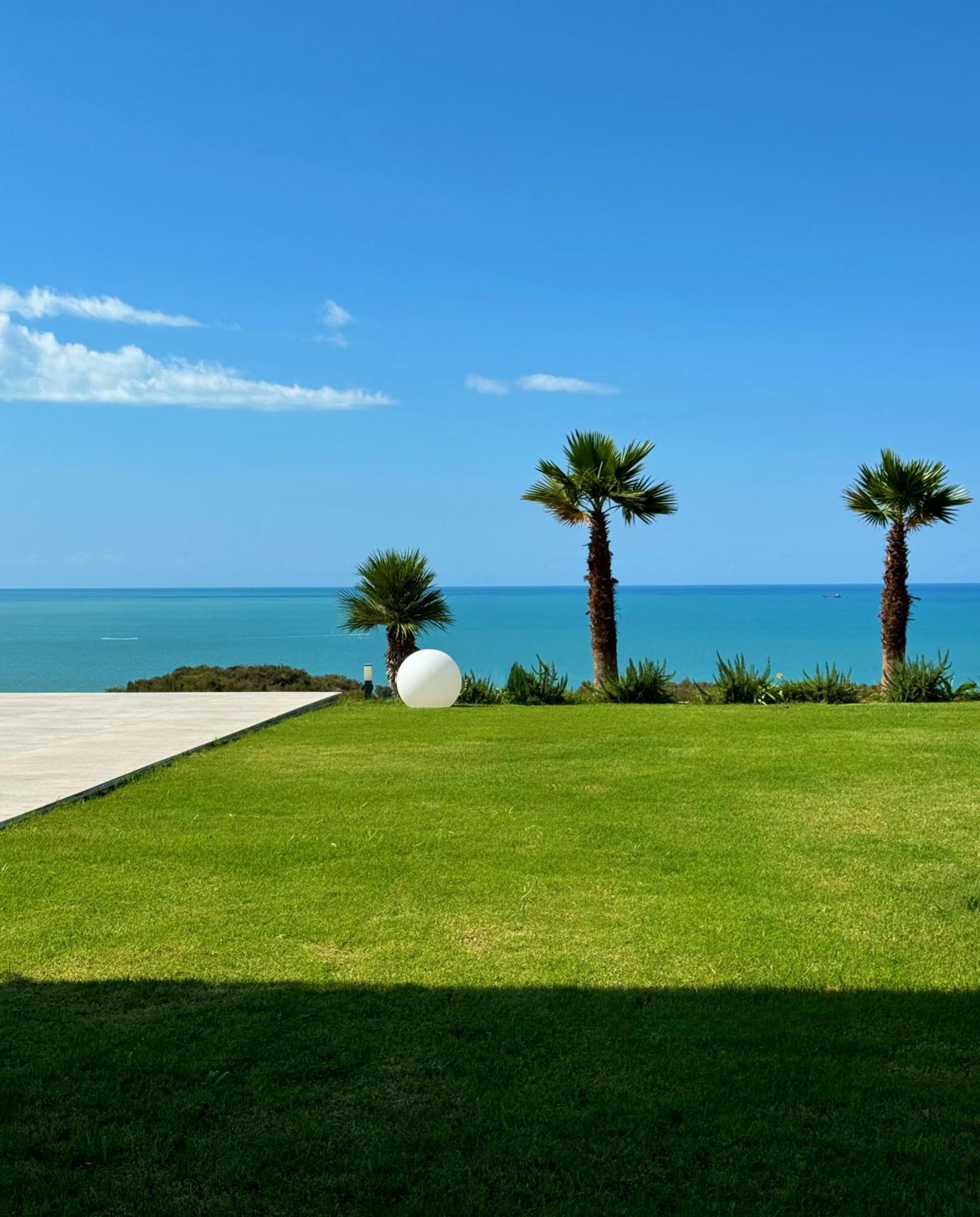 Villa Esmi Durres Kryemëdhej エクステリア 写真